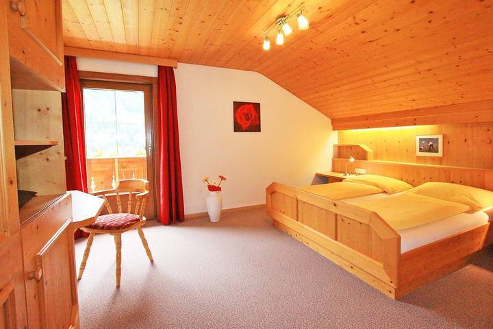 Ferienwohnung für 4 Personen, mit Garten und Ausblick, mit Haustier in Virgen - 3