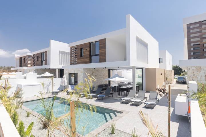 Villa für 9 Personen, mit Balkon/Terrasse und Garten in Ayia Napa