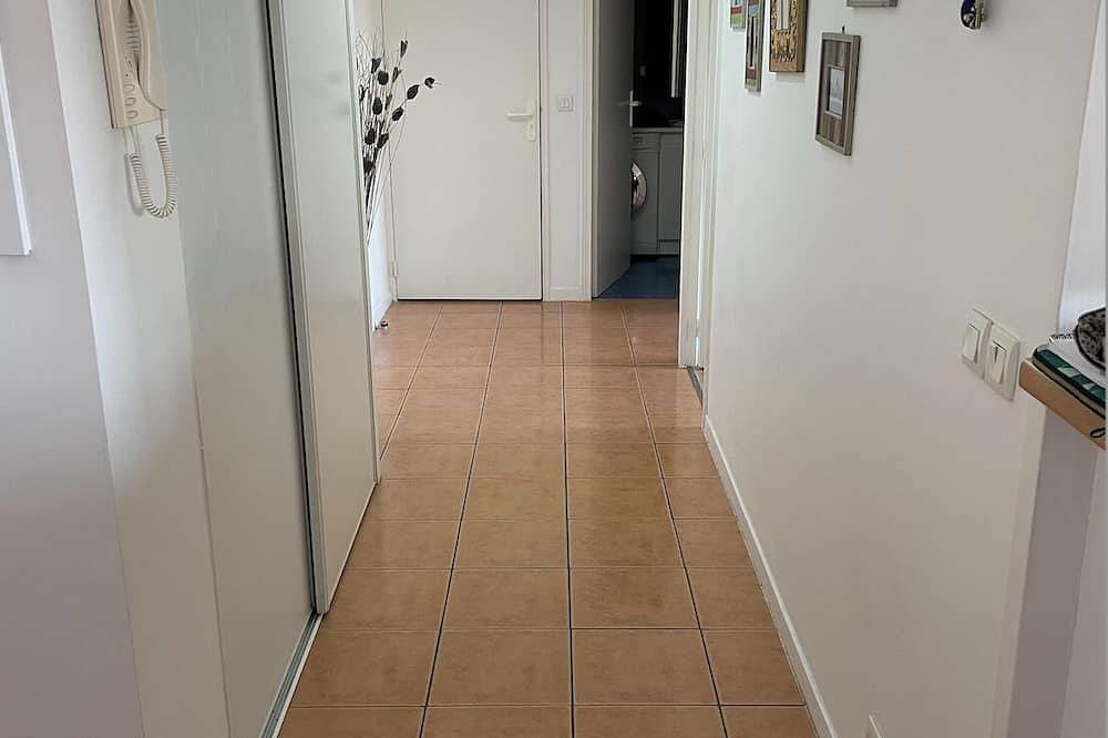 Entire apartment, Bright T3 Classified 3*. Private parking. Wifi Fiber. Beaches and town center within walking distance. in Ciboure, Bayonne region