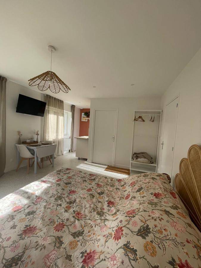 Location de vacances pour 2 personnes, avec jardin et terrasse, animaux acceptés à Peuplingues - 2