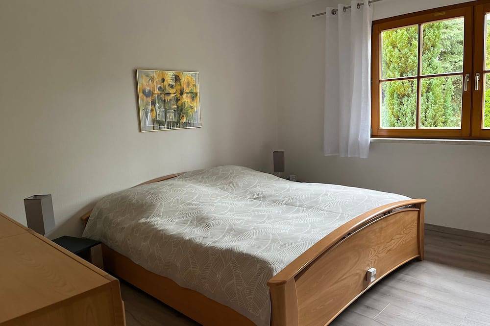 Ganze Wohnung, Ferienwohnung im Erdgeschoss - Ferienwohnung Unter den Linden in Großräschen, Lausitzer Seenland