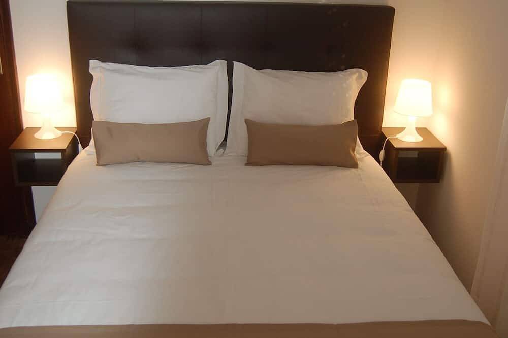 Casa Sul com 5 Quartos in Moledo, Distrito de Viana do Castelo