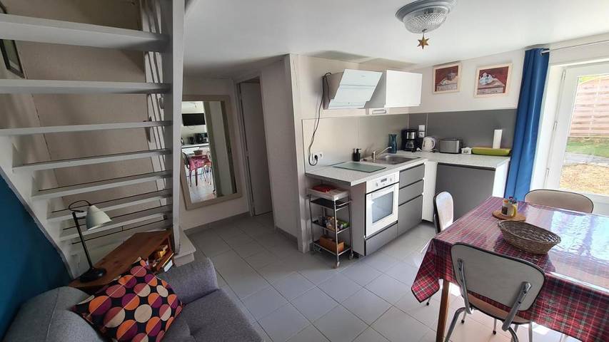 Gîte pour 4 personnes, avec jardin et terrasse, adapté aux familles dans Lye - 2