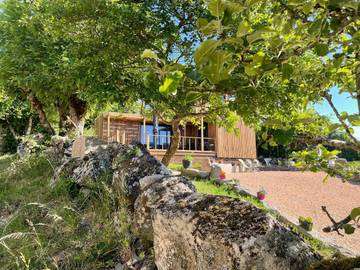 Gîte pour 4 personnes, avec jardin et vue à Saint-Laurent-de-Muret