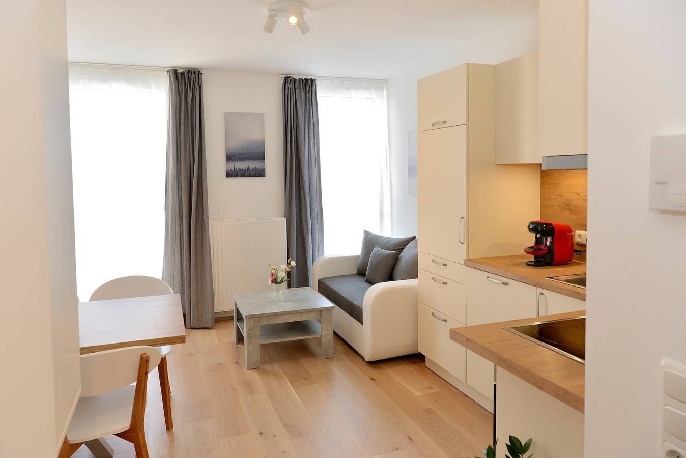 Entire apartment, Charming Apartment "Blaser" with Wi-Fi, Garden and Terrace in Stubai Alps, Mühlbachl