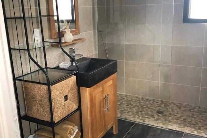 Location de vacances pour 6 personnes, avec terrasse à Argilliers - 4