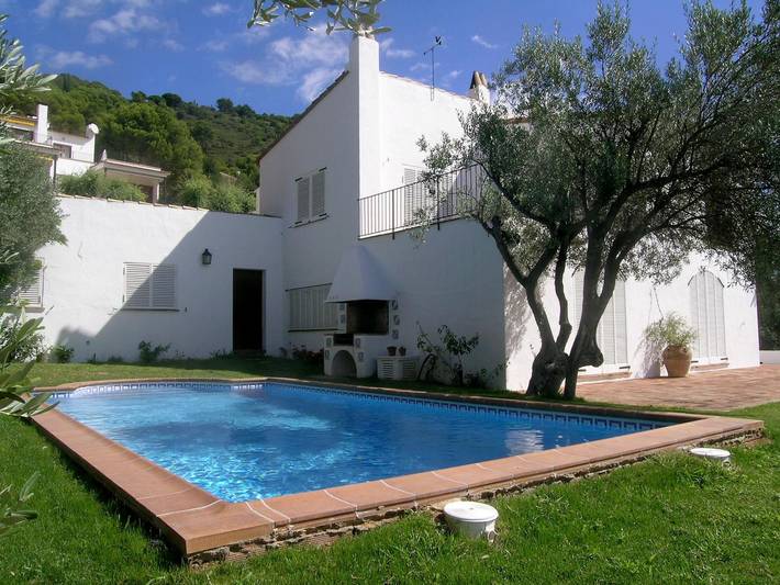Ferienhaus für 8 Personen, mit Terrasse und Garten sowie Meerblick und Pool, mit Haustier in Begur - 2