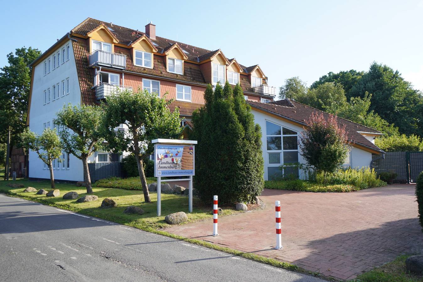 Geheel appartement, Appartement 'Leuchturm' met privéterras, privétuin en wifi in Lichtenhagen, Rostock