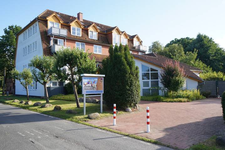 Ferienwohnung für 6 Personen, mit Garten in Rostock