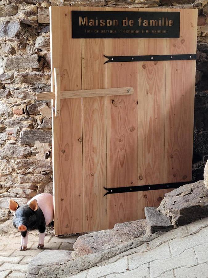 Location de vacances pour 8 personnes, avec jardin et vue à Doizieux - 2