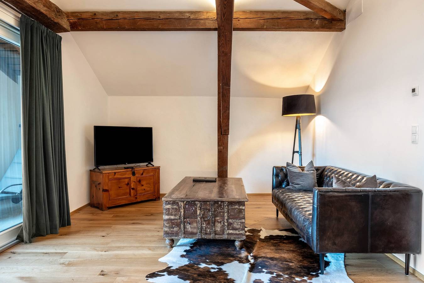 Ganze Wohnung, Ferienwohnung "Eichhof Wacholder" mit Privater Überdachter Terrasse, Gemeinschaftsgarten und Wlan in Tramin an der Weinstraße, Nonsberggruppe