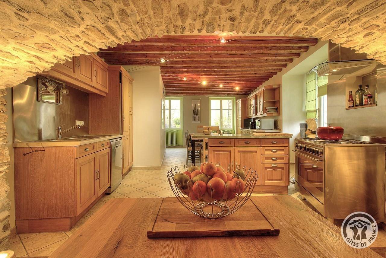 Les Gîtes de la Tour - Grand gîte in Saint-Jean-de-Touslas, Rhône