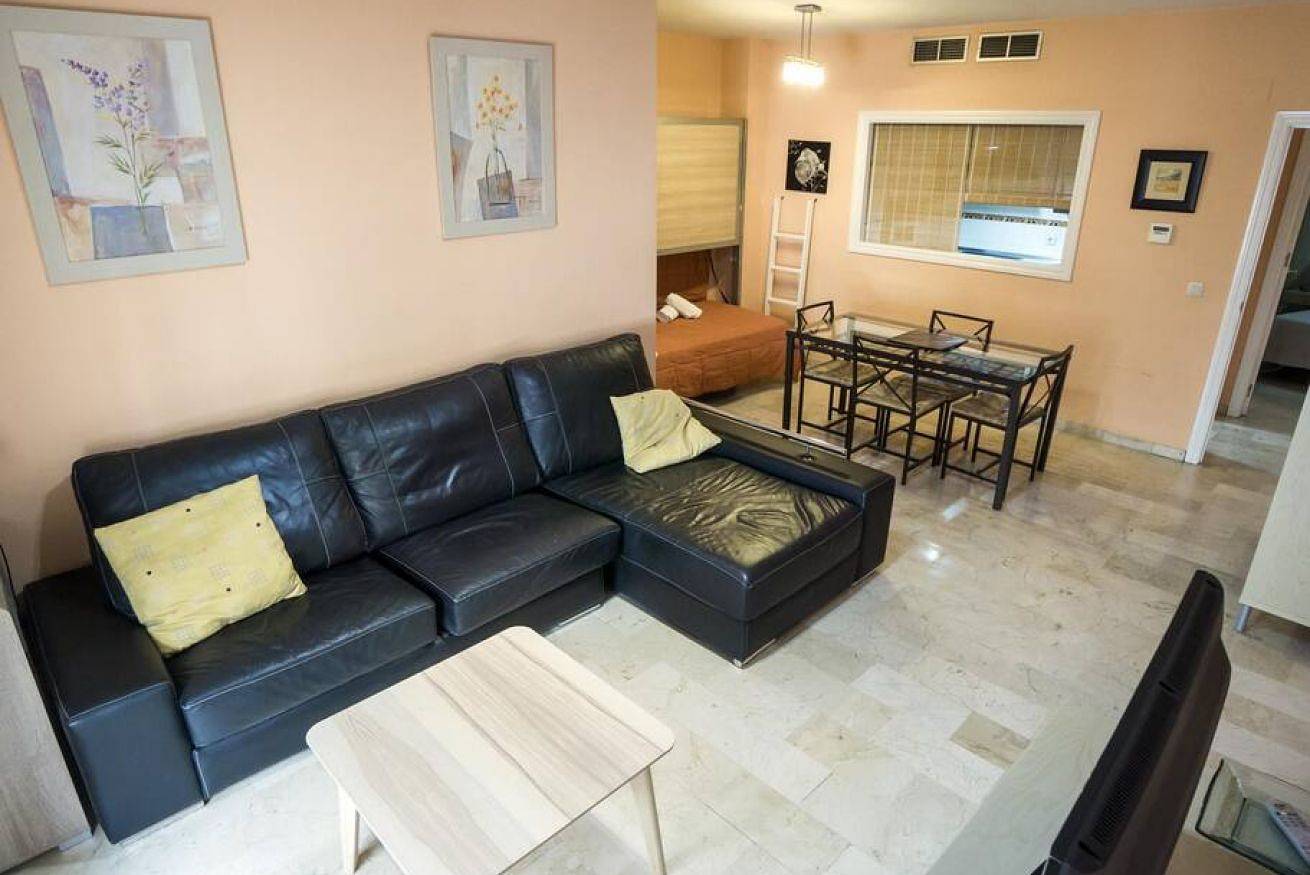 Entire apartment, Rentalsevilla Modern and Cozy apartment in City Center in Casco Antiguo, Sevilla