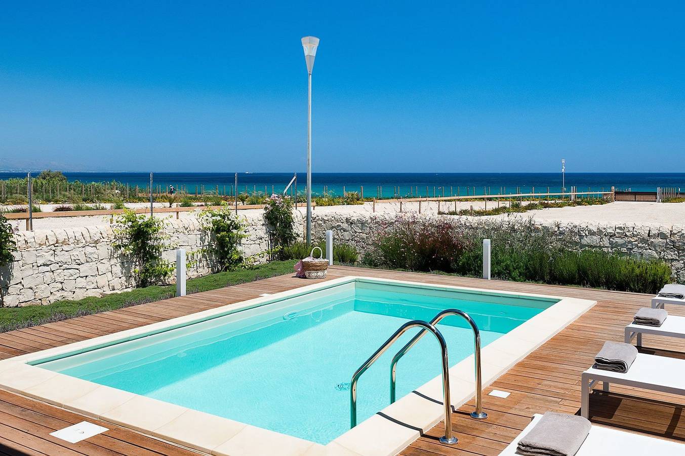 Casa Vacanza per 6 Persone in Marzamemi, Noto e dintorni