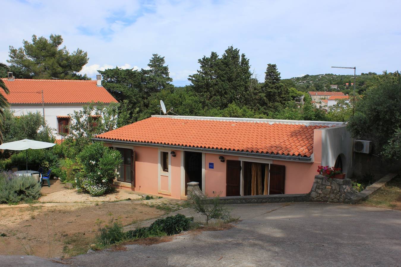 Ganze Wohnung, 1-Zimmer-Ferienwohnung mit Terrasse Veli Losinj, Losinj A-8029-b in Veli Losinj, Kvarner Inseln