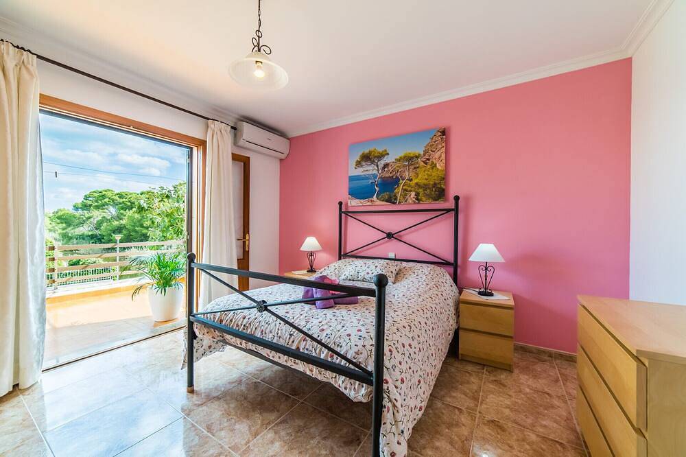 House close to beach Can Paris in Playa de Muro in Playa de Muro, Muro