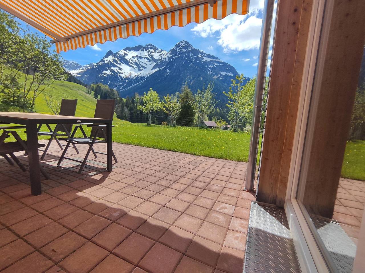Chalet Holiday, Bad, Wc, 3 Schlafräume in Mittelberg, Kleinwalsertal
