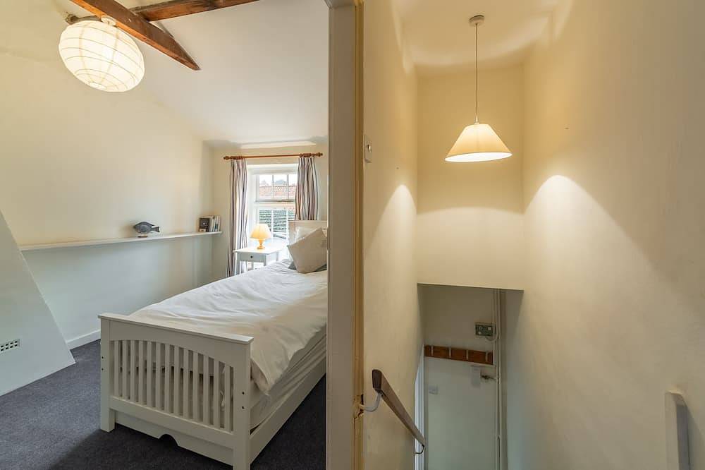 Petts Cottage, Burnham Market, Norfolk in Burnham Market, Norfolk Coast