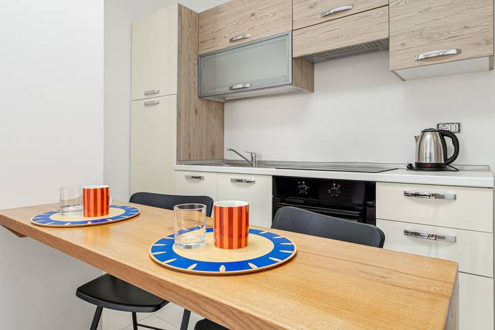 Entire apartment, Apartment "Cormorani - 13" Near the Beach with A/C & Terrace in Terza Spiaggia, Golfo Aranci