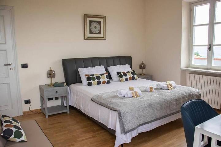 Location de vacances pour 14 personnes, avec jardin à Govone - 4