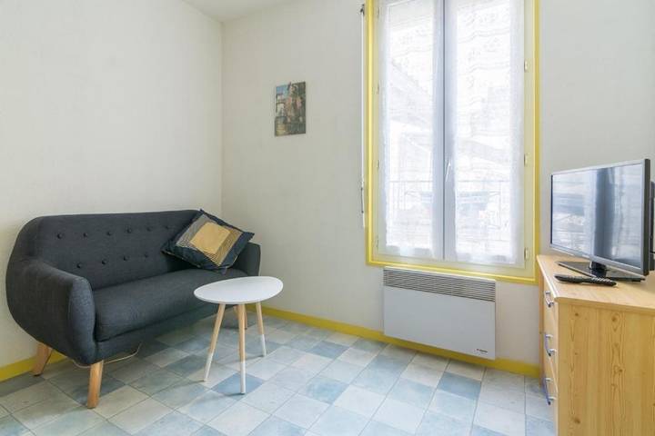 Gîte pour 2 personnes, avec terrasse dans Port de plaisance de Rochefort - 4