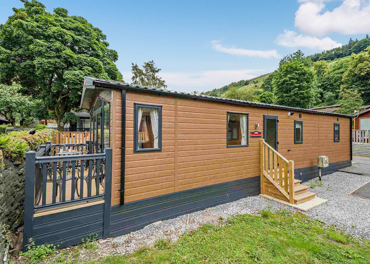 Gold Premium 3, Slps 6, parking, ensuite & decking in Bowness-on-Windermere, Lake District
