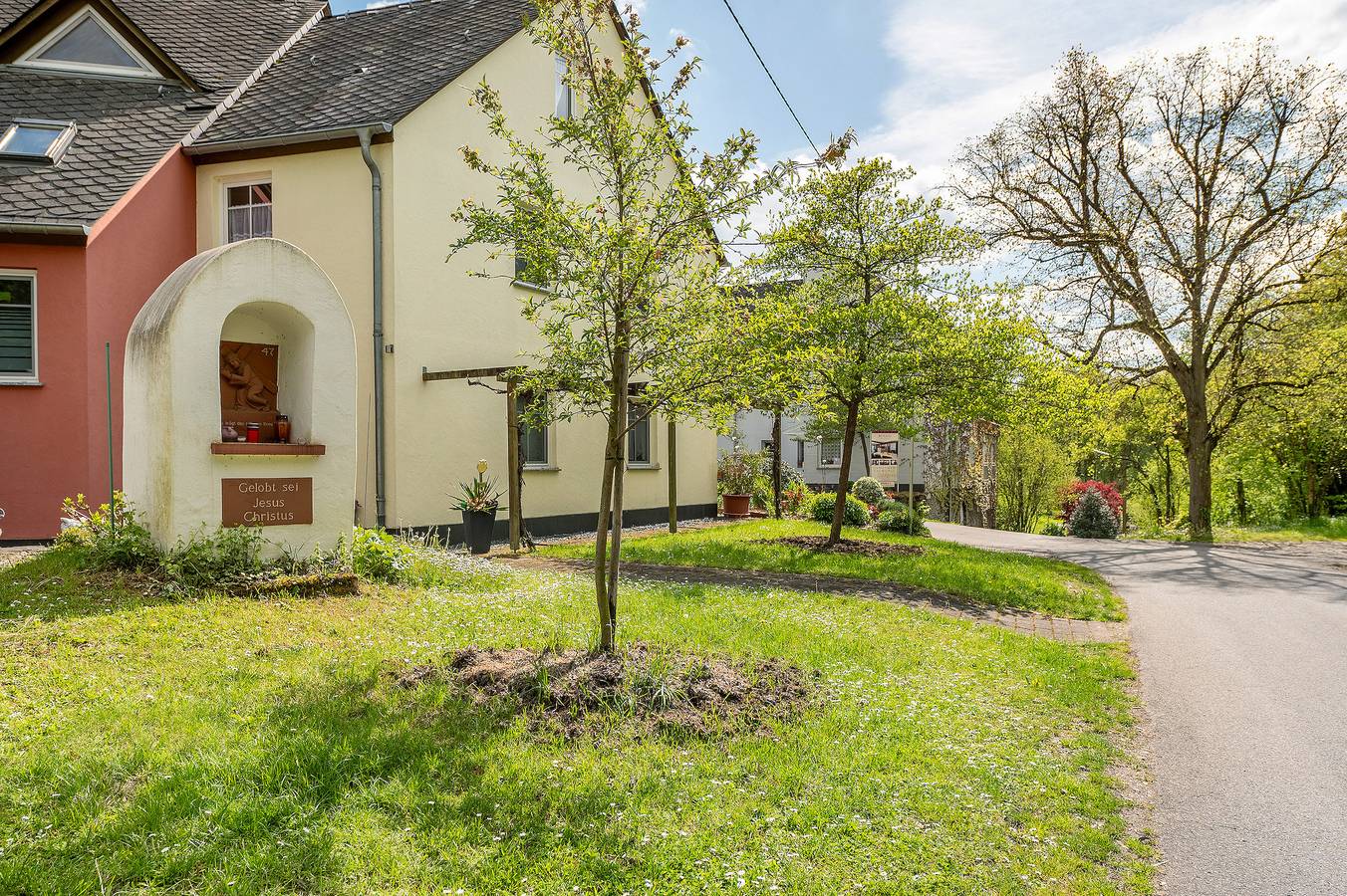 Ganze Wohnung, Ferienwohnung 'Gästehaus Mühlenhof - Riesling' mit privater Terrasse, privatem Garten und Wlan in Maring-Noviand, Bernkastel-Kues & Umgebung