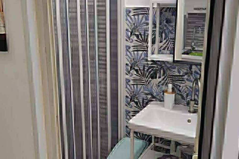 Hel leilighet, One-room/mini-apartment in Sperlonga. in Sperlonga, Provinsen Latina