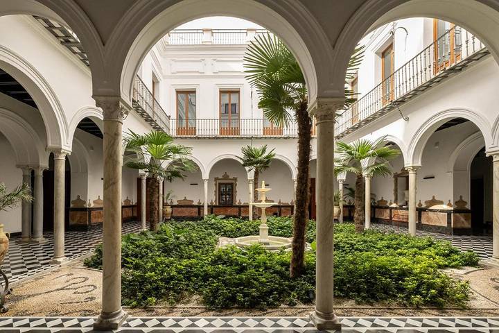 Apartahotel para 4 personas, con terraza, Se admiten mascotas en Sevilla