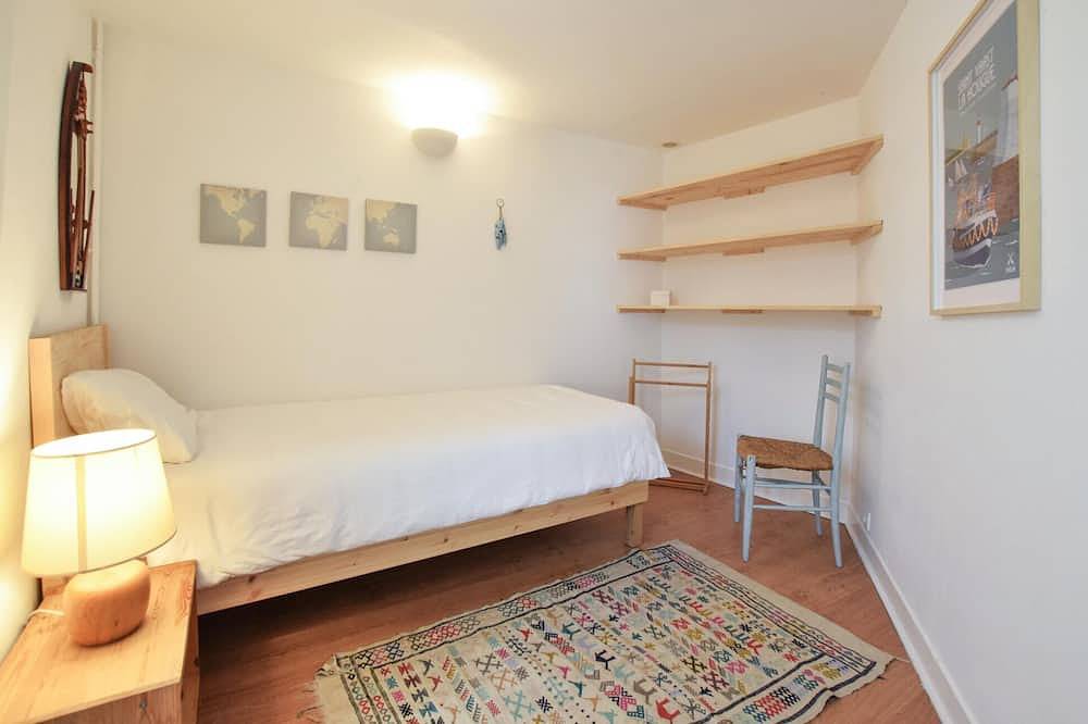 6 bedroom lovely home in Saint-Vaast-la-Hougue in Saint-Vaast-la-Hougue, Région de Cherbourg