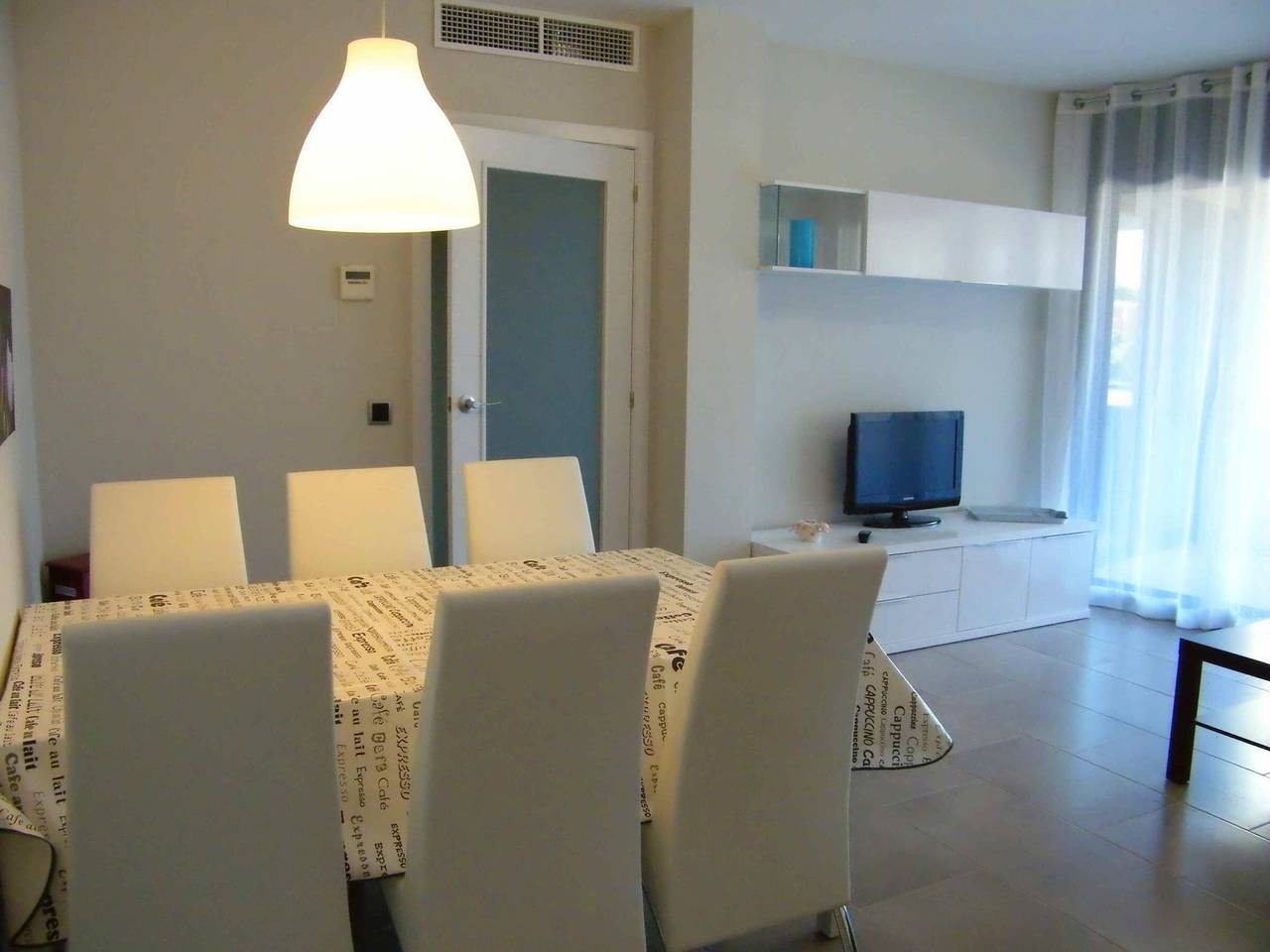 Ganze Wohnung, Appartement à Torredembarra de 80m² avec piscine commune à 150m de la mer in Torredembarra, Costa Dorada
