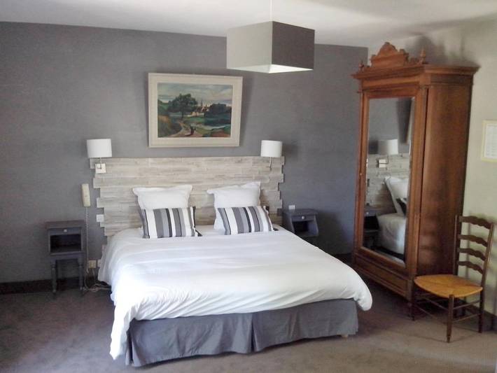 Hôtel pour 3 personnes, avec jardin et piscine, animaux acceptés à Granzay-Gript - 3