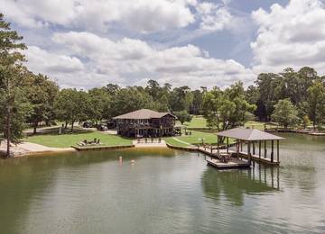 Vacation House for 20 Guests in Lake Martin, Tallapoosa County, Picture 3