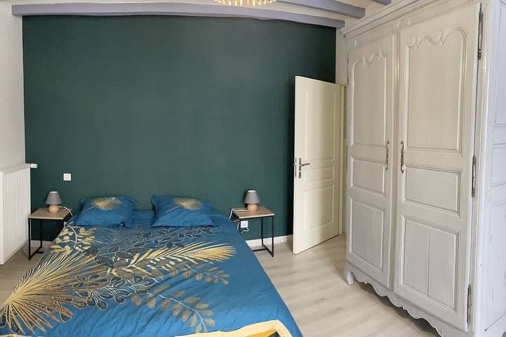 Gîte pour 14 personnes, avec jardin à Chahaignes - 3