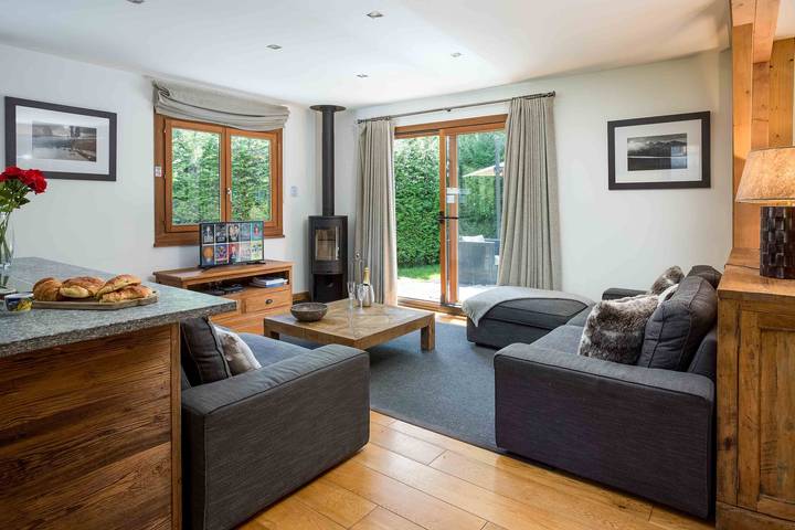 Chalet pour 10 personnes, avec jacuzzi et jardin, animaux acceptés à Chamonix-Mont-Blanc