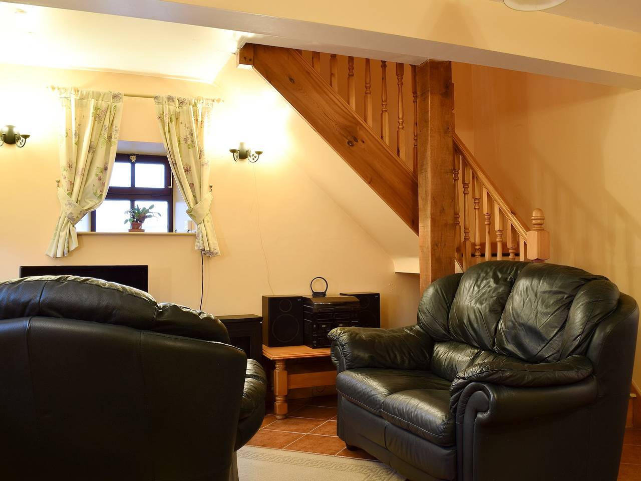 The Stable - B6205 in Staffordshire