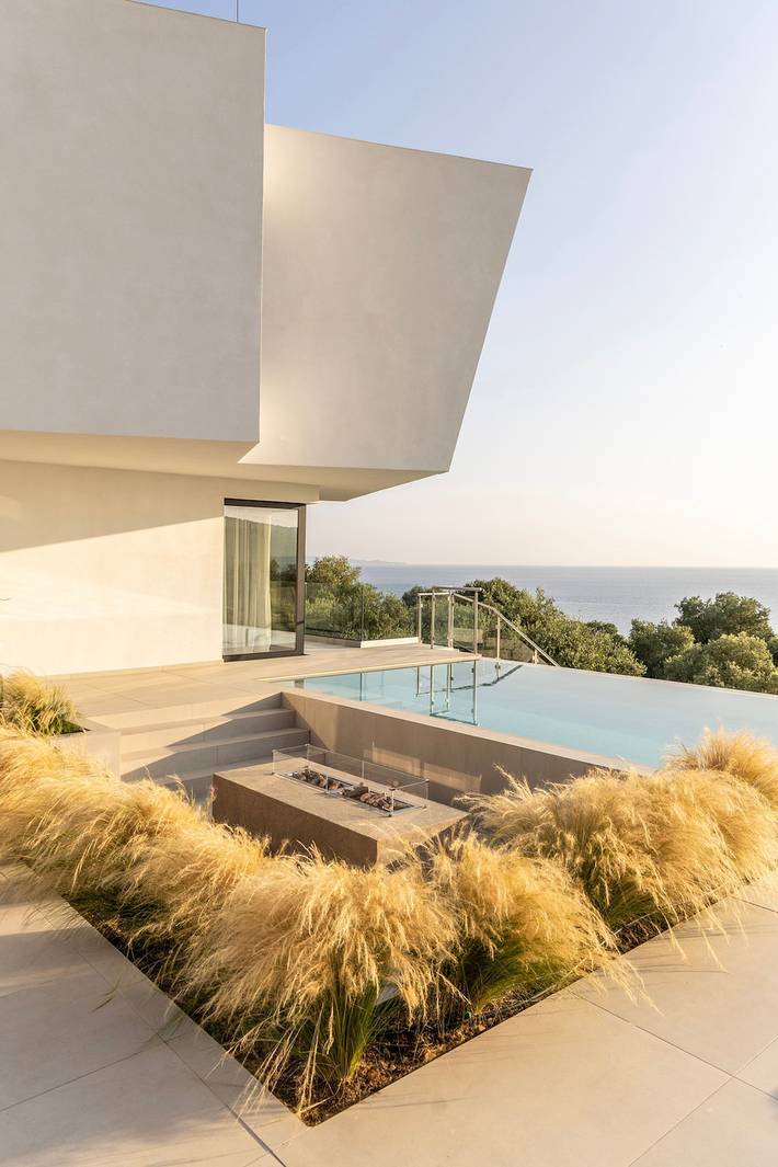 Ferienhaus für 6 Personen, mit Meerblick und Balkon sowie Terrasse und Garten