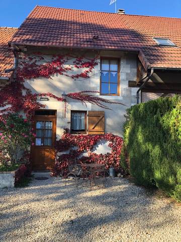 Gîte pour 2 personnes, avec jardin dans le Cher
