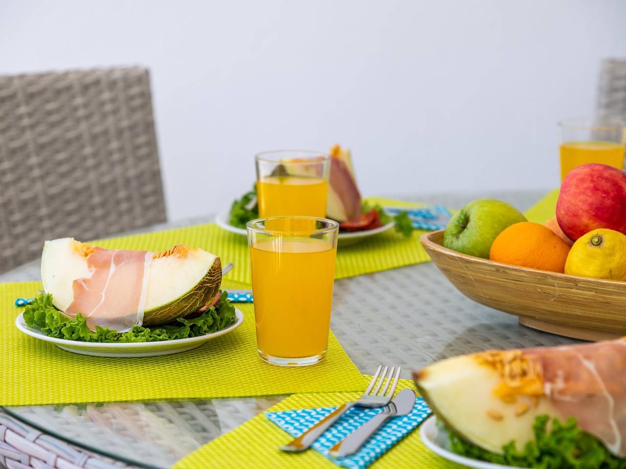 Ganze Ferienwohnung, 3C. Schöne Aussicht, Wifi, Pool, Tennis,Paddel,Parking in Los Cristianos, Arona