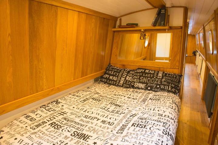 Bateau pour 2 personnes, avec Terrasse et Vue dans Ely