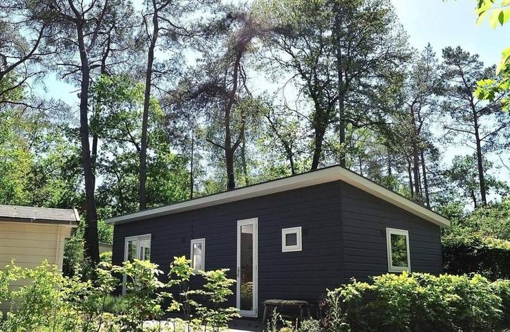 Chalet für 4 Personen, mit Terrasse und Garten sowie Sauna und Ausblick in Nunspeet