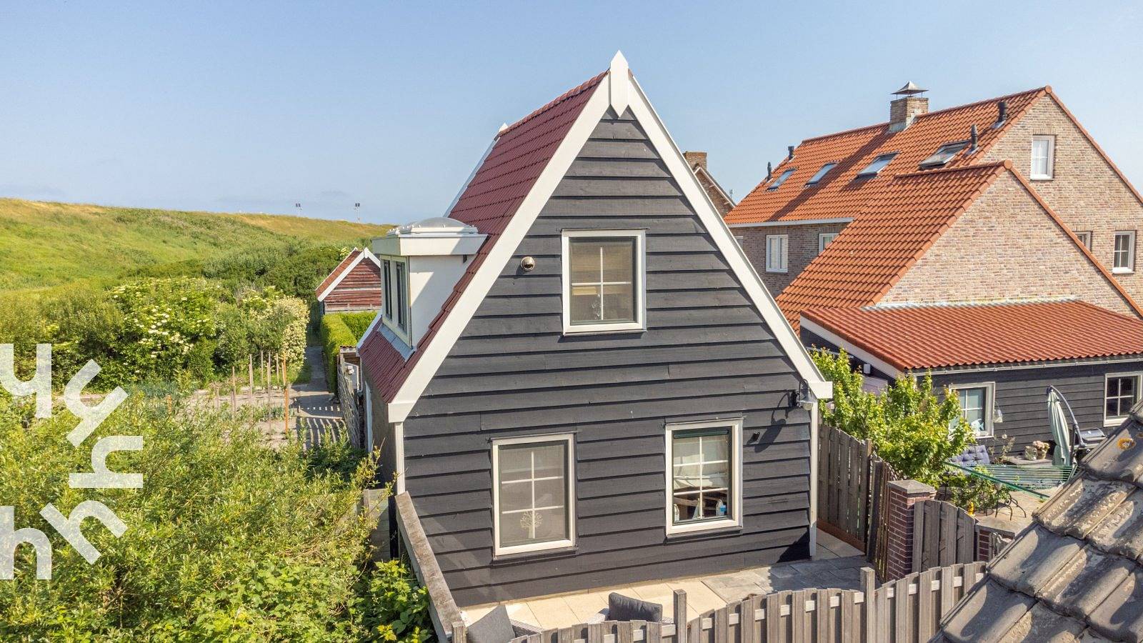 Gemütliches 4-Personen-Ferienhaus direkt am Fuße des Seedeichs und im Seebad Westkapelle in Westkapelle, Walcheren
