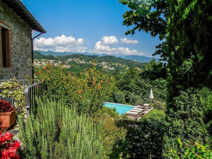 Location de vacances pour 8 personnes, avec jardin à Camporgiano - 2