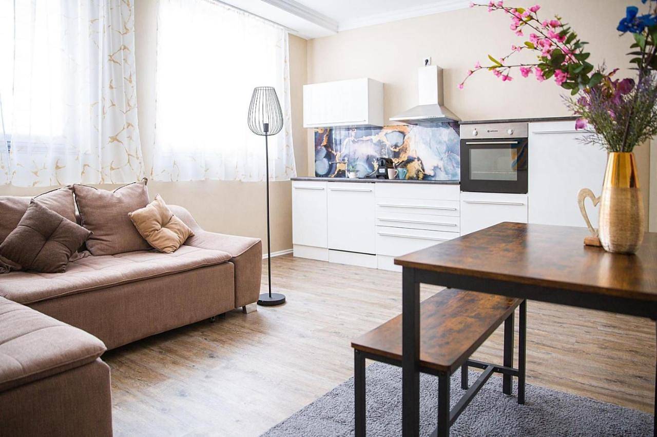 Ganze Wohnung, Two-Bedroom Apartment in Paderborn, Nordrhein-Westfalen