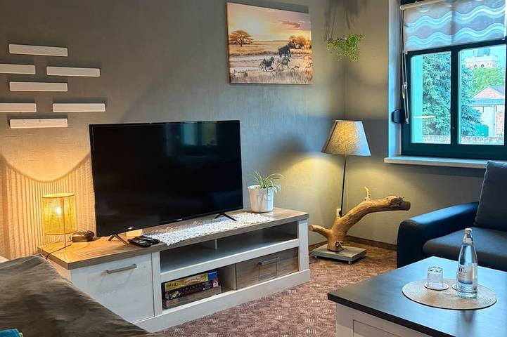 Ganze Wohnung, Gemütliche Ferienwohnung 
Herrenhaus
Mit kleiner Küche für Selbstversorger in Lieberose, Dahme-Spreewald