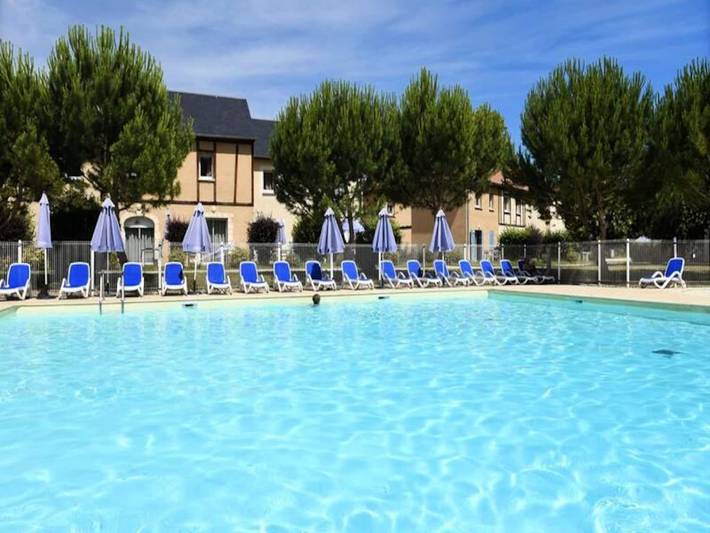 Gîte pour 4 personnes, avec piscine, adapté aux familles à Montignac - 2