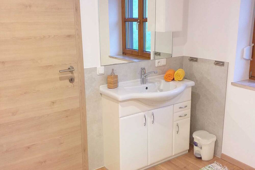Minabauer - Ferienwohnung 1 in Bezirk Gmunden