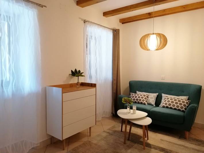 Apartament wakacyjny dla 2 osób, z balkon/ taras w Klenovica