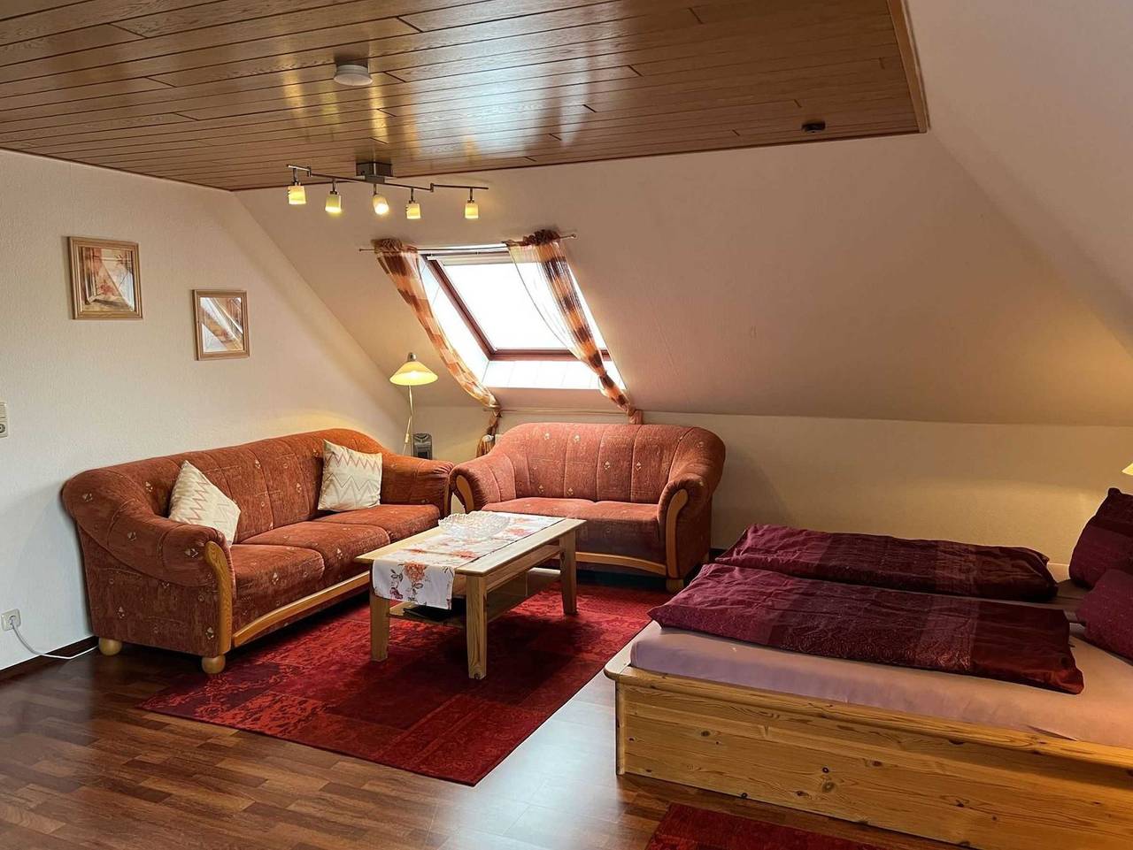 Ganze Ferienwohnung, Ferienwohnungen Schneidereit Haus Sabine - Ferienwohnung 2 in Friedrichskoog, Dithmarschen