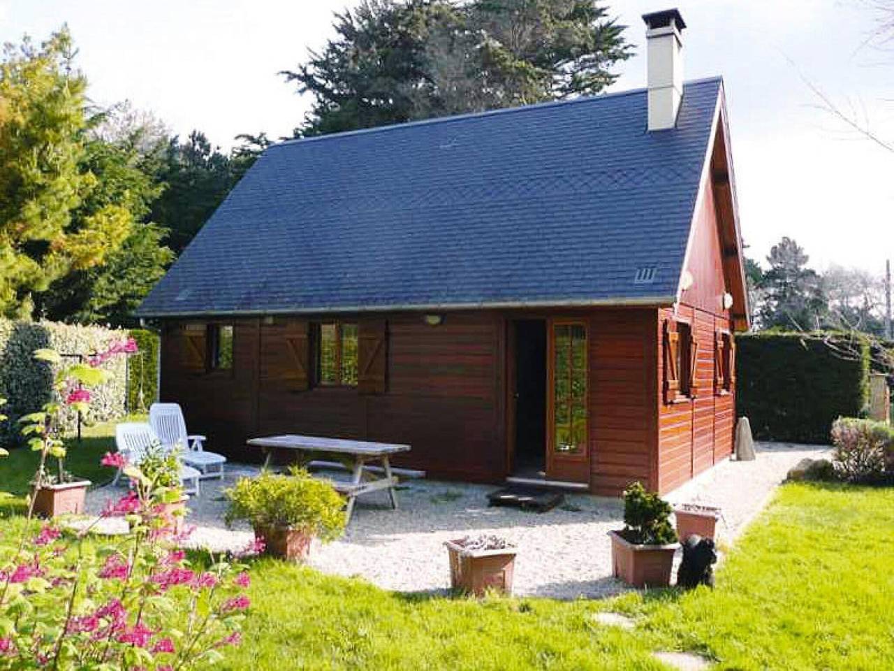 Maison en bois proche de Barneville in Denneville, Région de Coutances